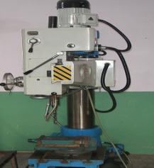 Radial drill machine
